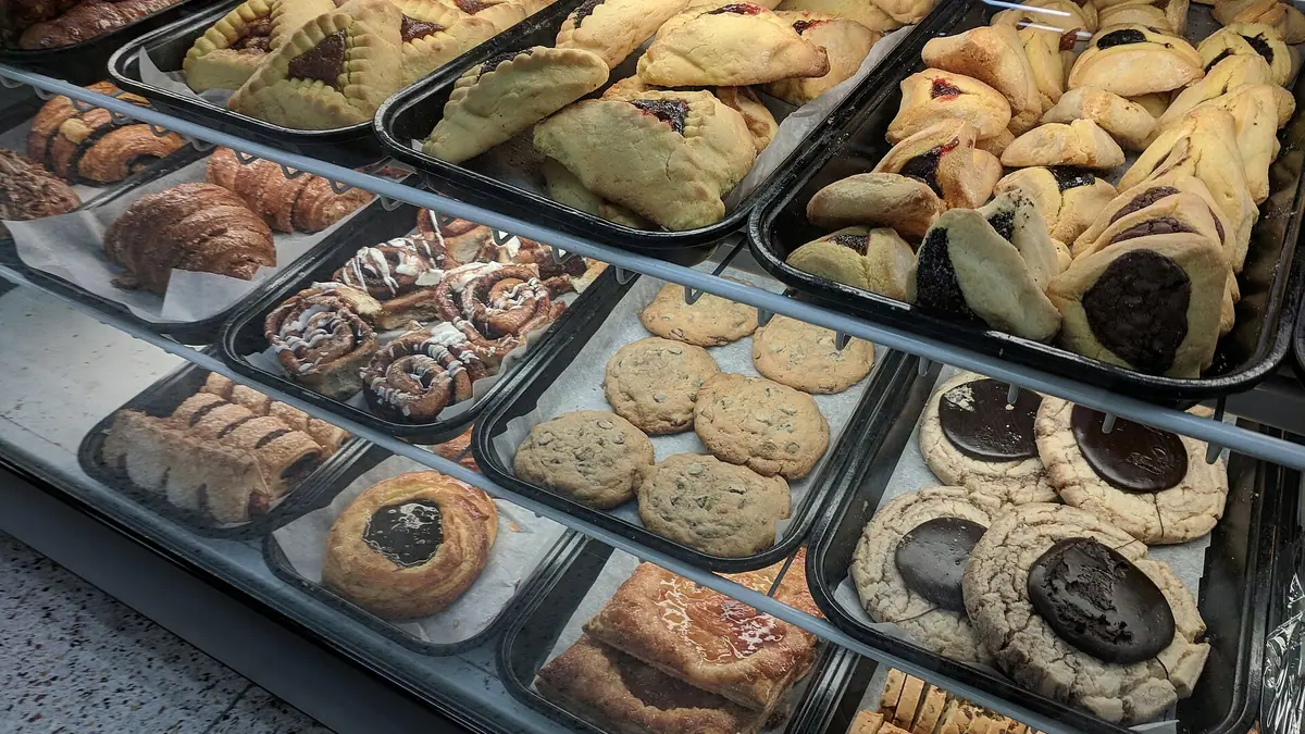 Pings – bakery in Luton town centre